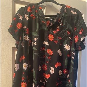 Torrid Floral blouse size 2